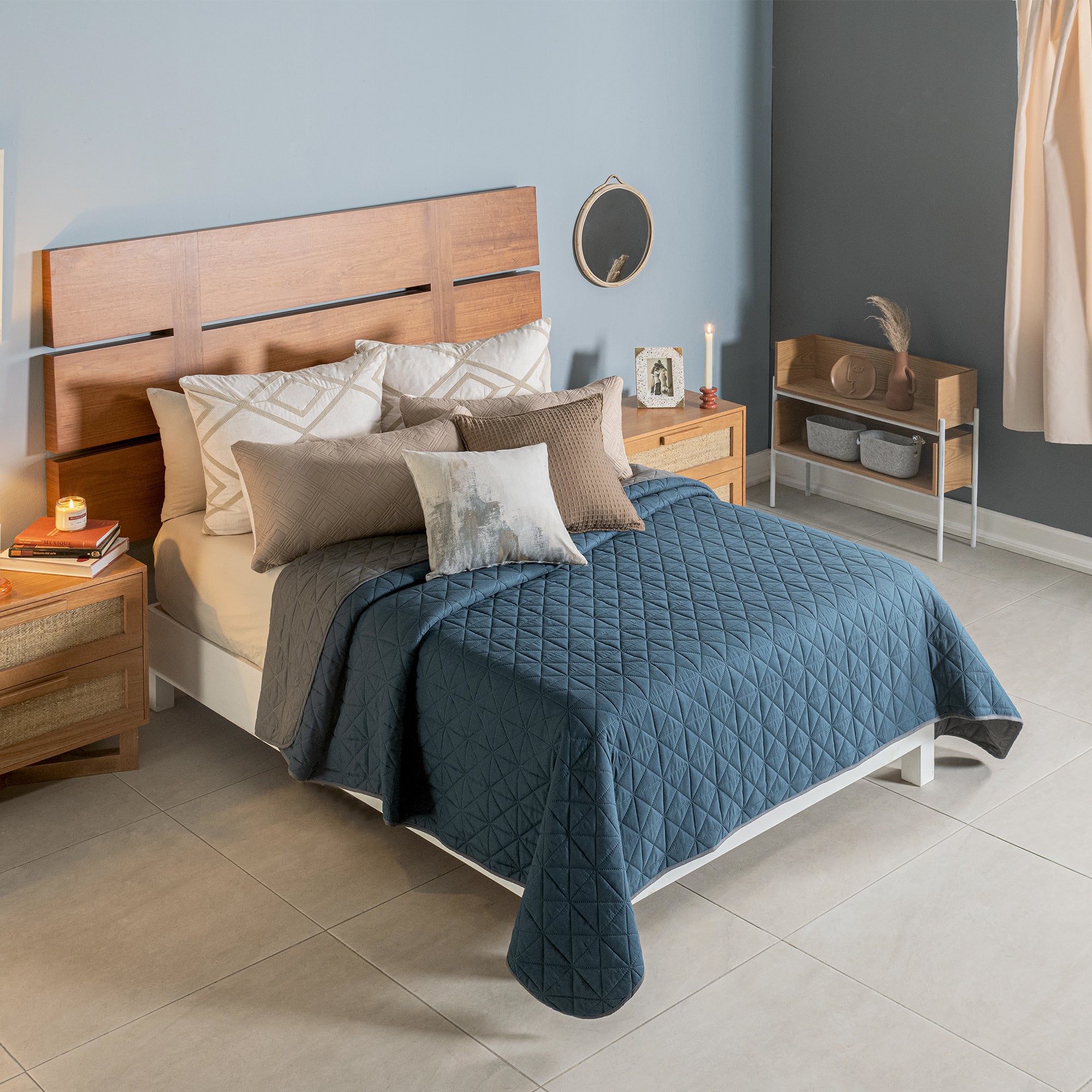 Pin de Anita Arora en New venture | Edredones vianney, Conjunto de cama,  Decoración de unas, image size:2000x2000