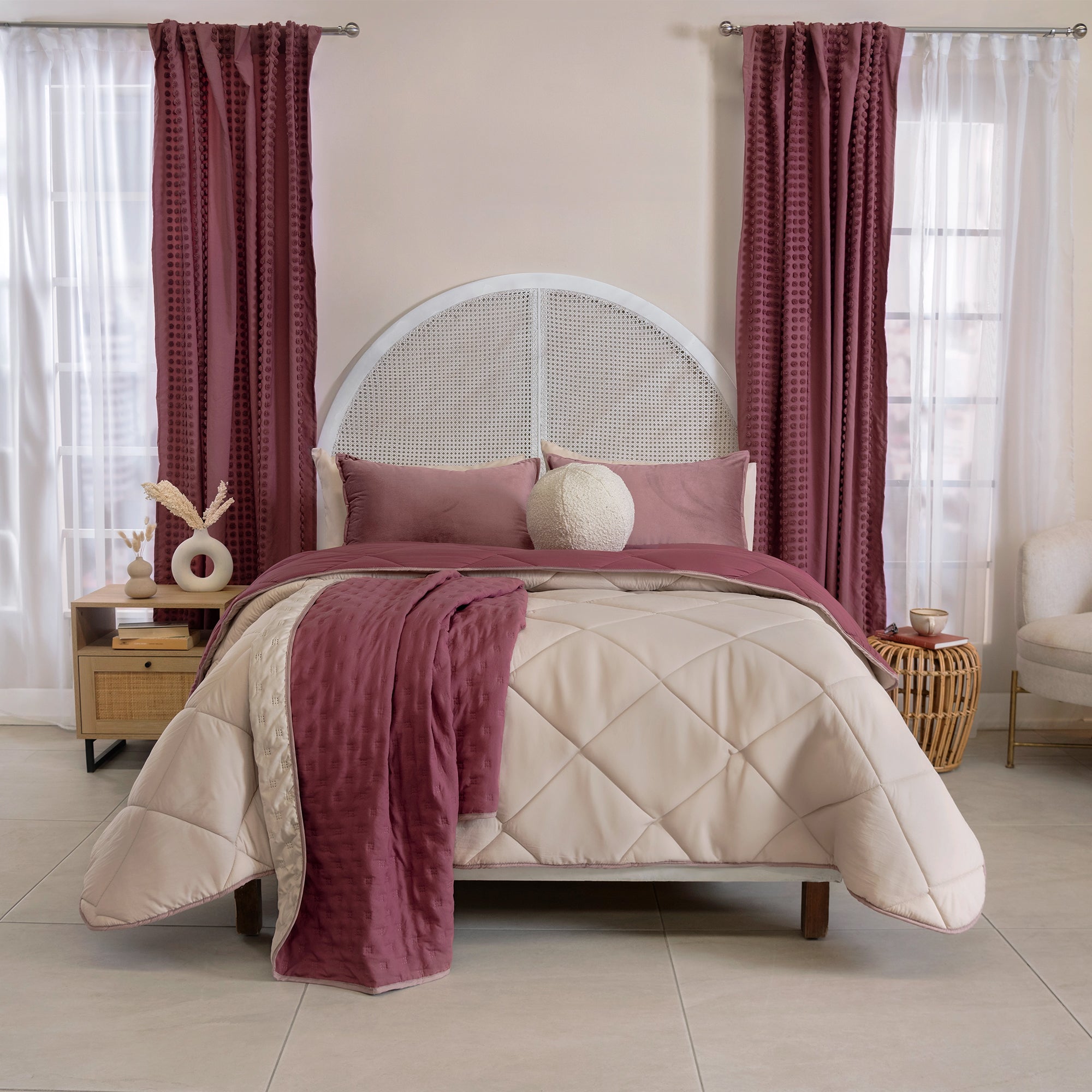 VIANNEY Juego De Edredón Doble Vista Con Fundas, Cojín Y Cubrecama Girona