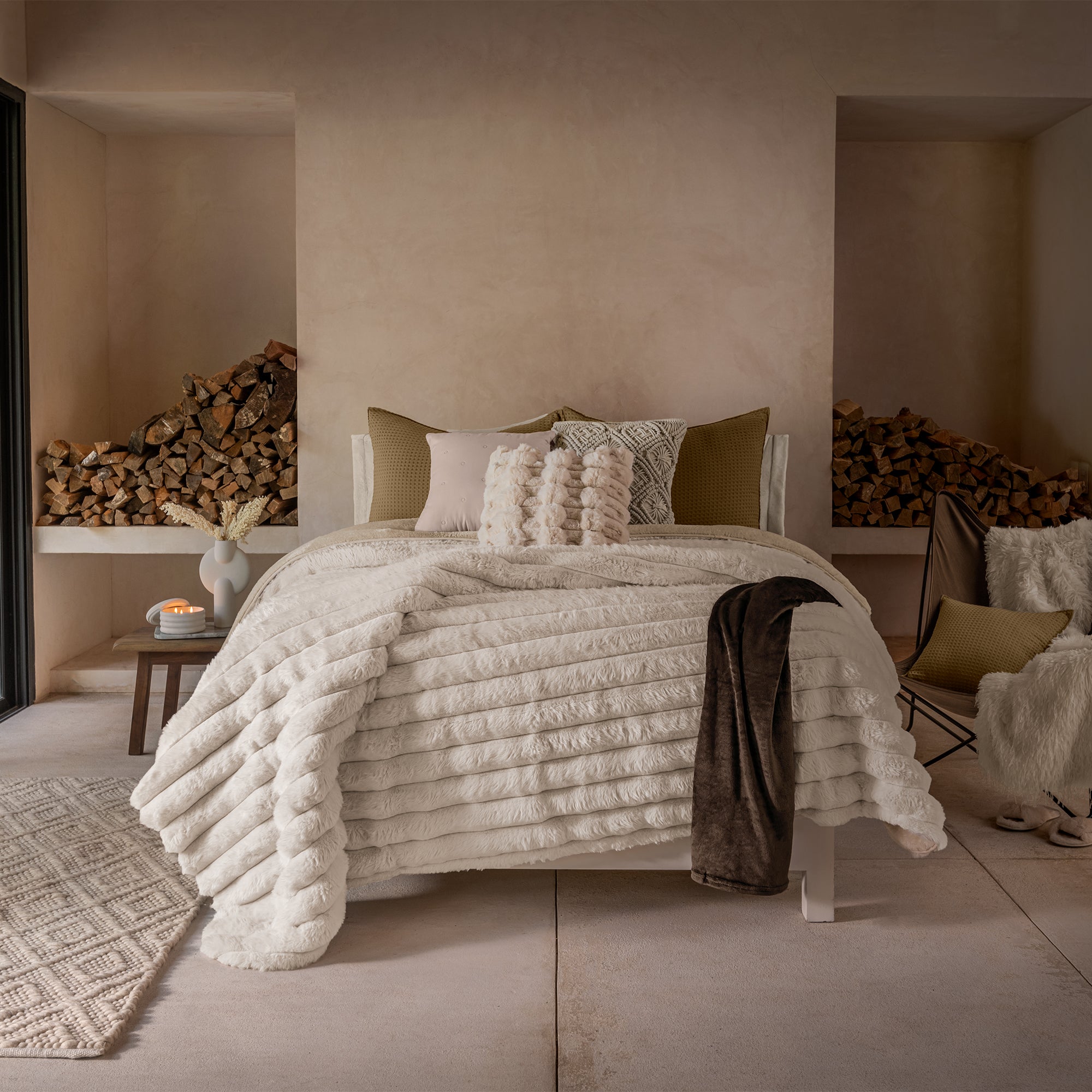 VIANNEY Cobertor Extra Grueso Con Textura En Relieve Con Interior De Borrega Premium Everest Marfil