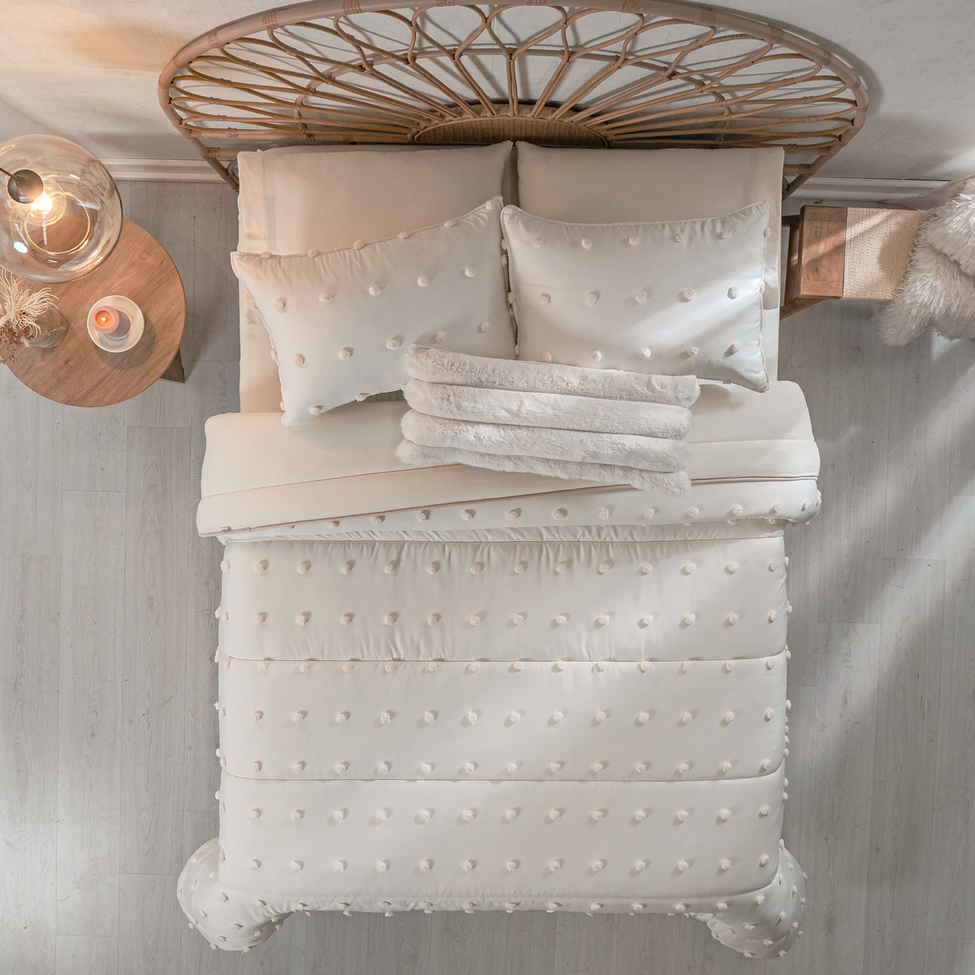 VIANNEY Juego De Edredón Doble Vista Con Fundas Y Cojín Ivory