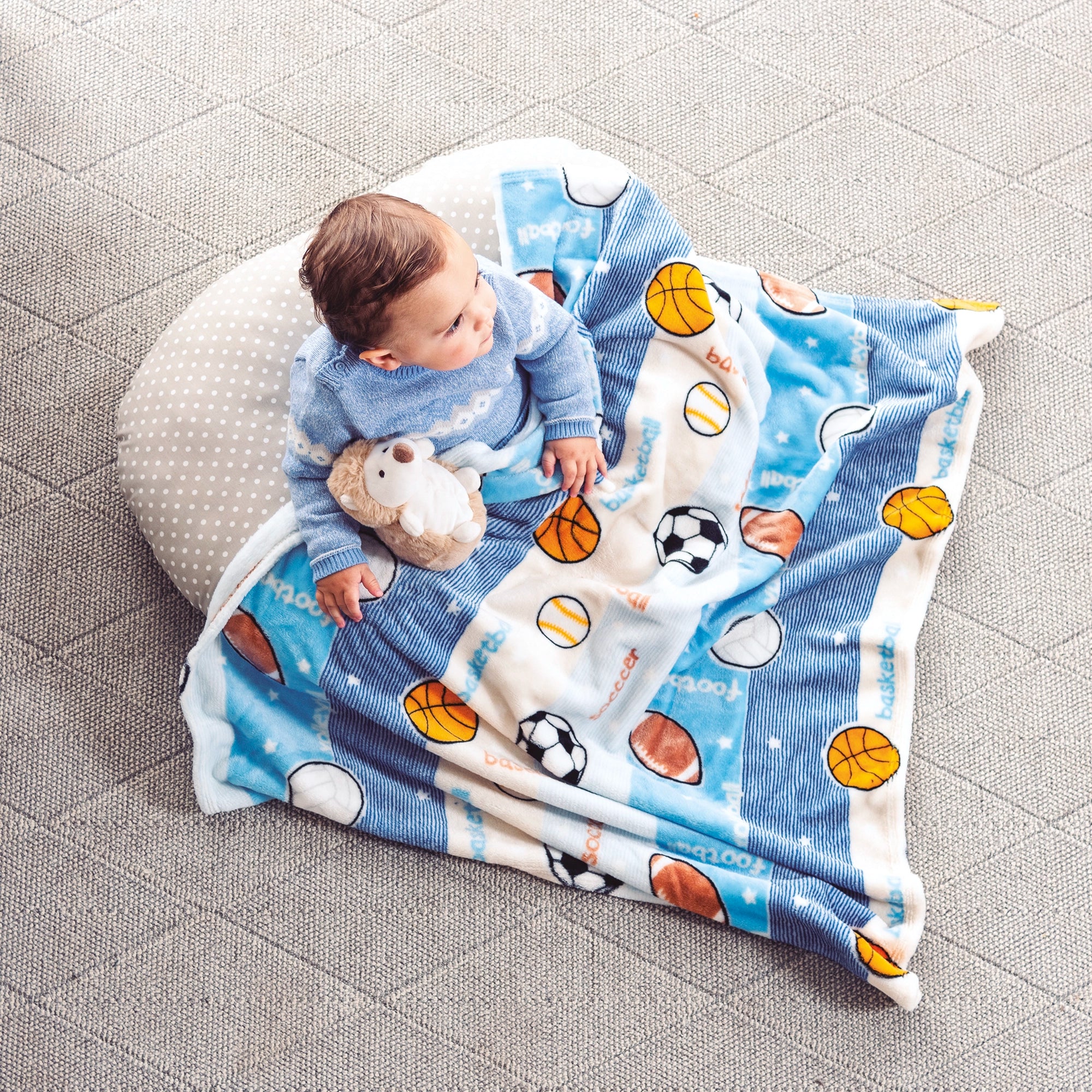 VIANNEY Cobijita Ligera Para Bebé Súper Suave Con Peluche Incluido Pelotas