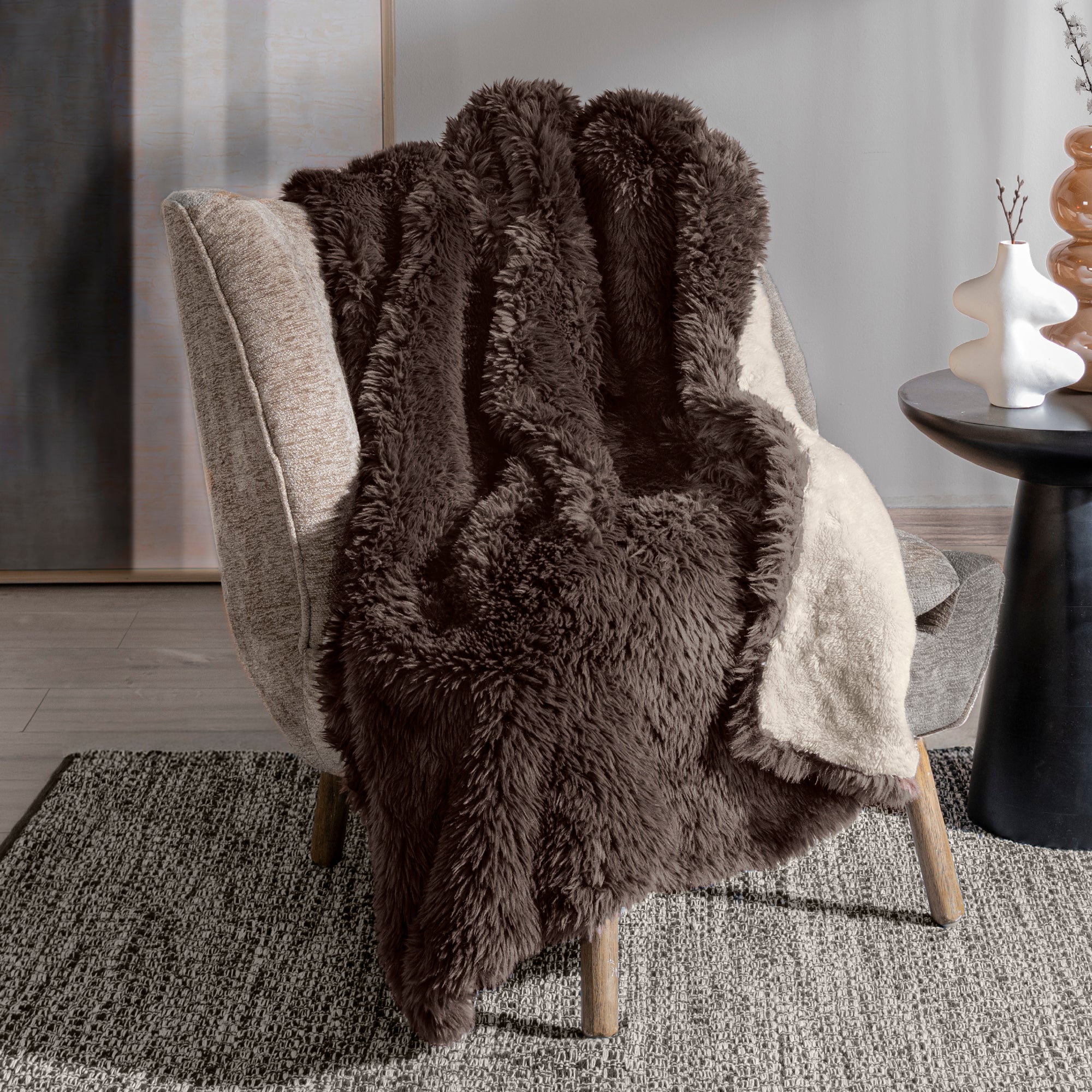 VIANNEY Cobertor De Pelo Largo Con Interior De Borrega Premium Everest Espresso