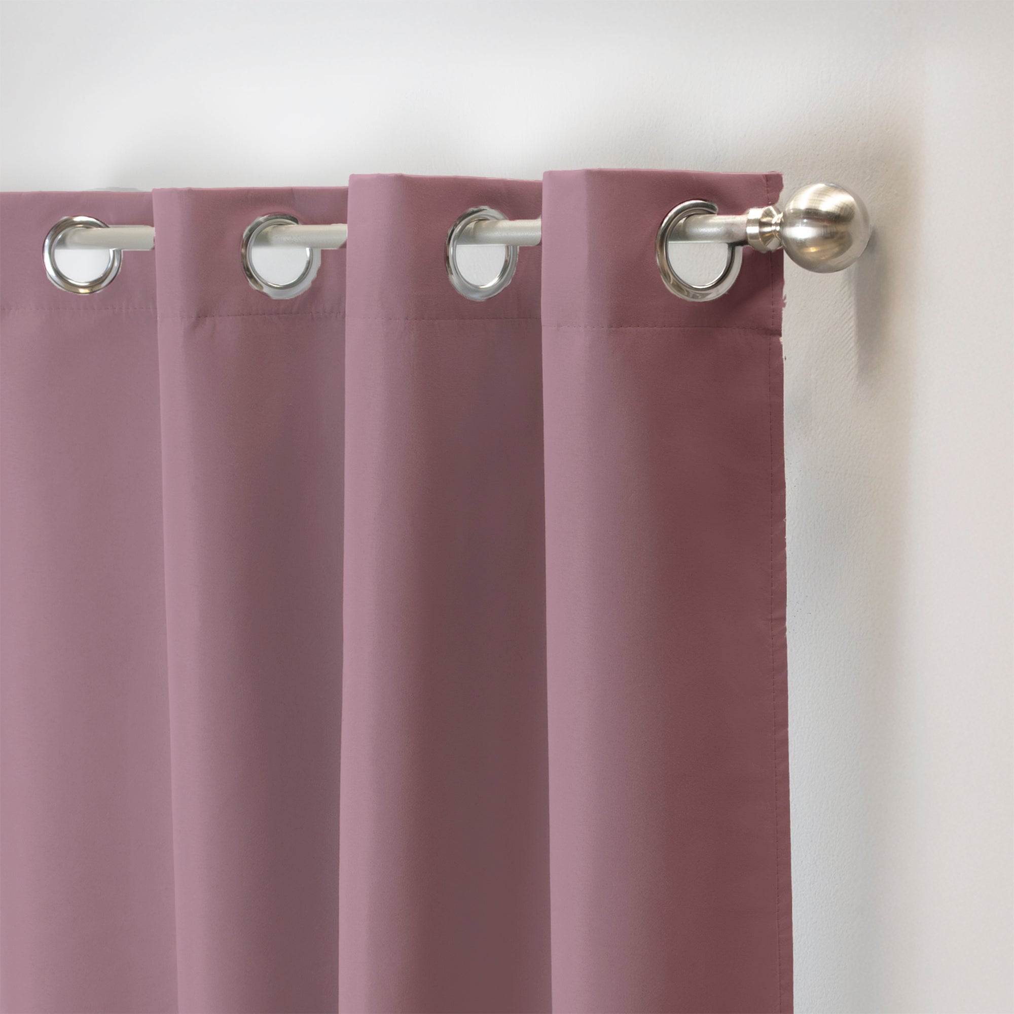 VIANNEY Set De Cortinas Blackout Con Argollas Catania Mauve