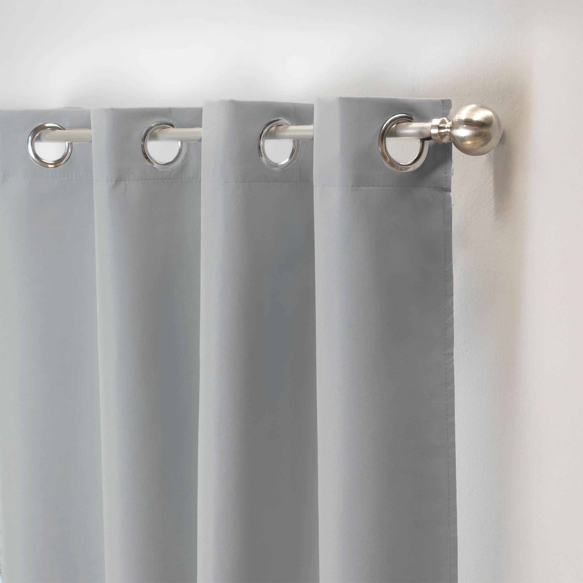 VIANNEY Set De Cortinas Blackout Con Argollas Catania Glacial